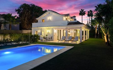 Property slide 18