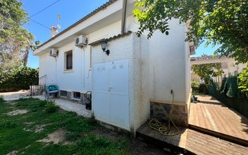 Property slide 6