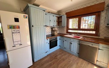 Property slide 9