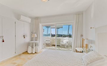 Property slide 10