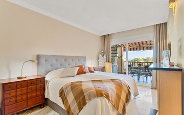 Property slide 17