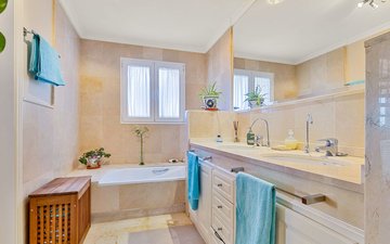 Property slide 15