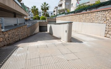 Property slide 19