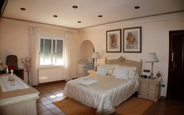 Property slide 14