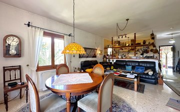 Property slide 16