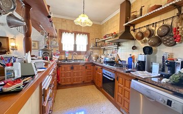 Property slide 18