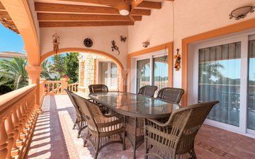 Property slide 16