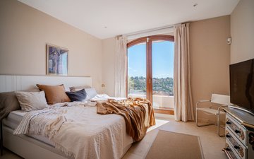 Property slide 5