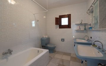 Property slide 23