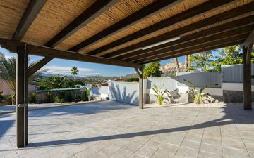 Property slide 10