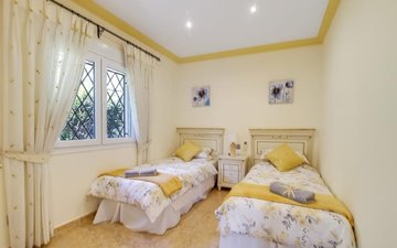 Property slide 15