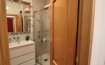 Property slide 10