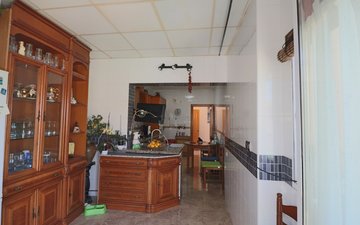 Property slide 16