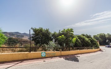 Property slide 18