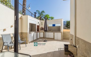 Property slide 25