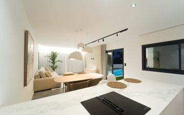 Property slide 10