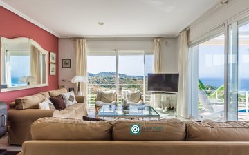 Property slide 40