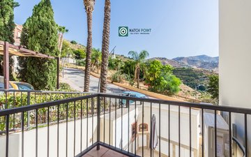 Property slide 43