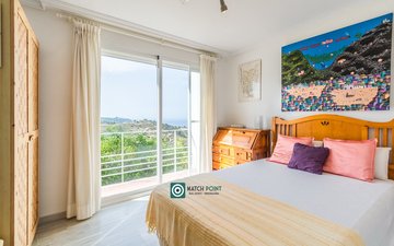 Property slide 46