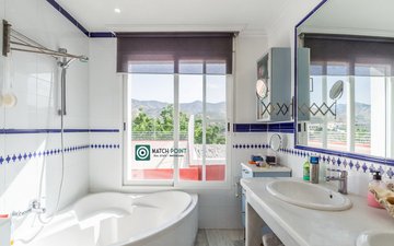 Property slide 75