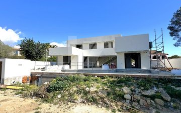 Property slide 7