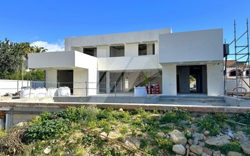 Property slide 8