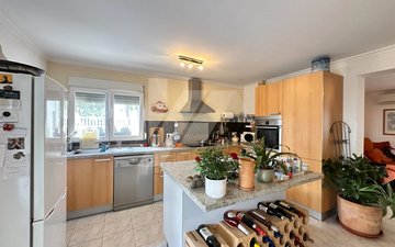 Property slide 15