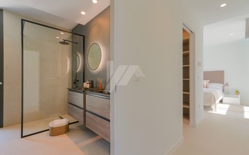 Property slide 14