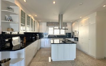 Property slide 14