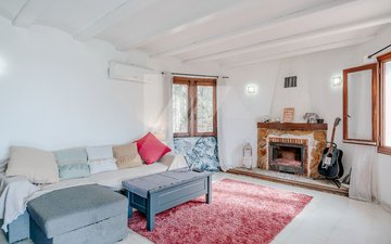 Property slide 14