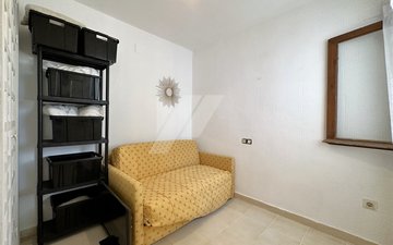 Property slide 19