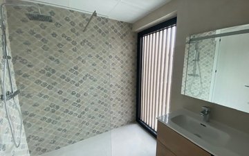 Property slide 17