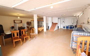 Property slide 21