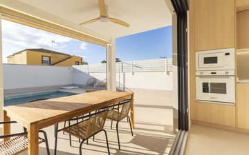 Property slide 10