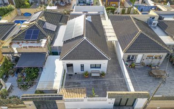 Property slide 21