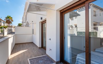 Property slide 20