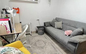 Property slide 7