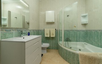 Property slide 16