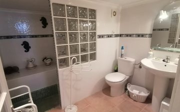 Property slide 20