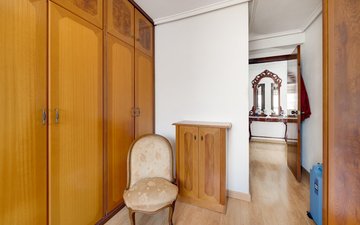 Property slide 17