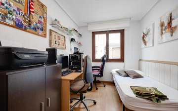 Property slide 25
