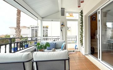 Property slide 18
