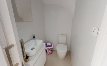 Property slide 16