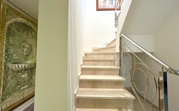 Property slide 21