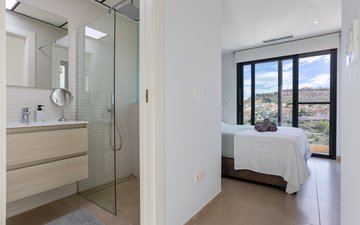 Property slide 18