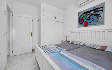 Слайд недвижимости 33