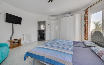 Слайд недвижимости 16