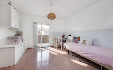 Property slide 19