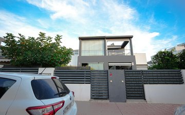 Property slide 39