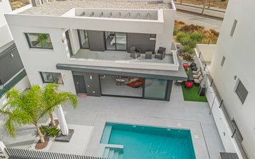 Property slide 39